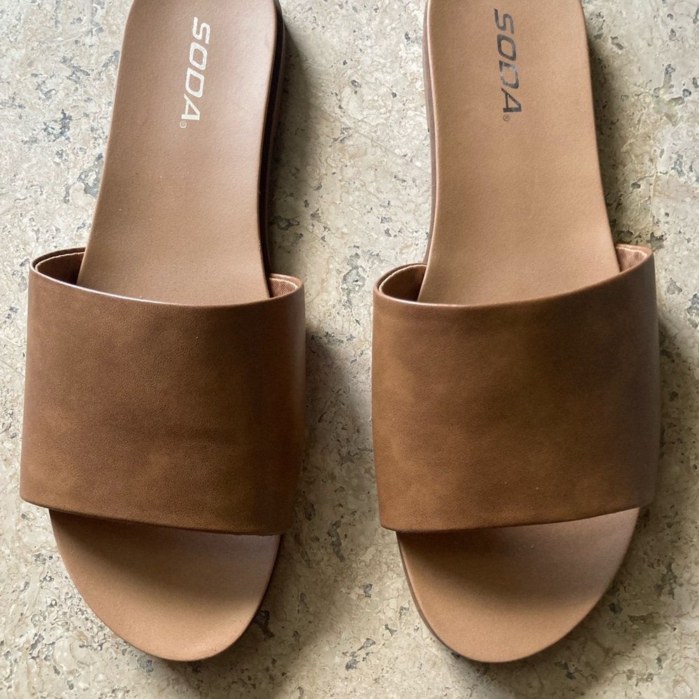 Soda Women’s Brown Slide Sandals